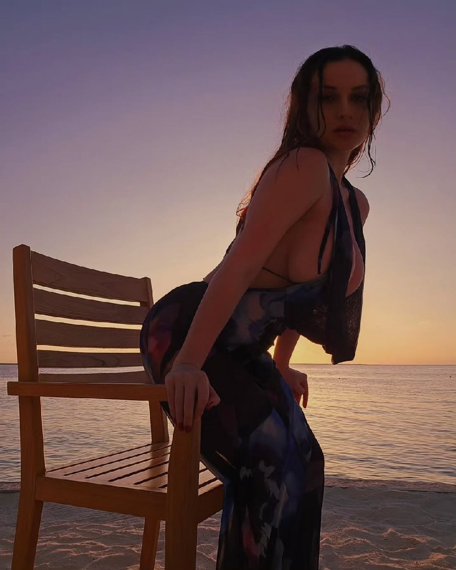 Sexy girl Miranda Faith nude in Bekasi