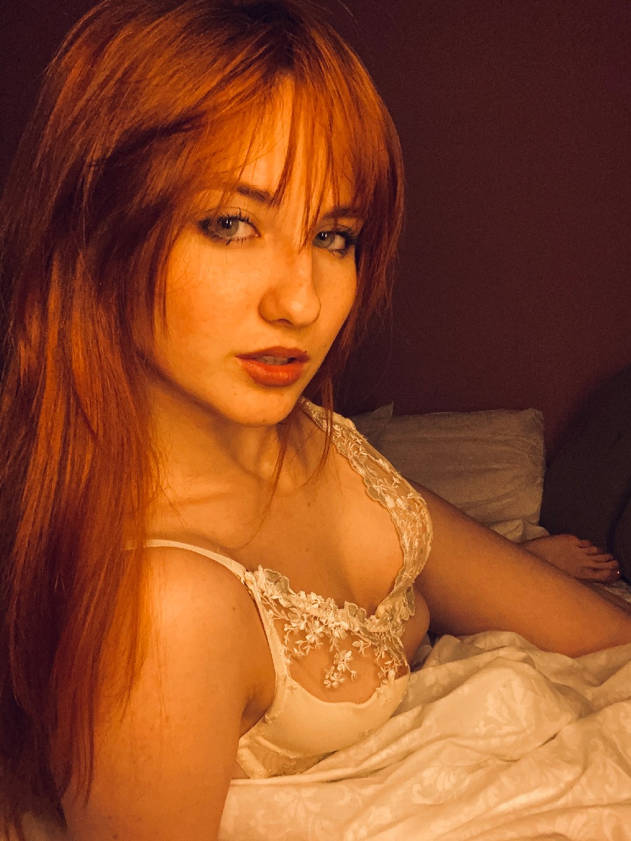 A playful frame from Nata — online in Bekasi